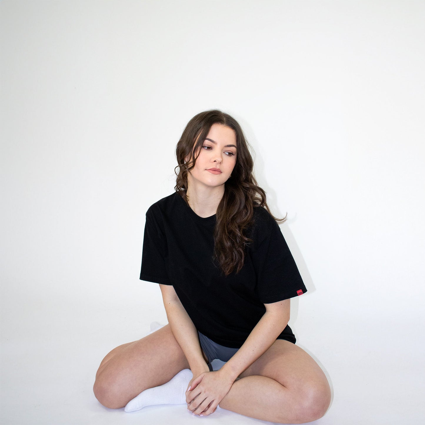 Black oversized t-shirt – 240gsm cotton with grey graphic print