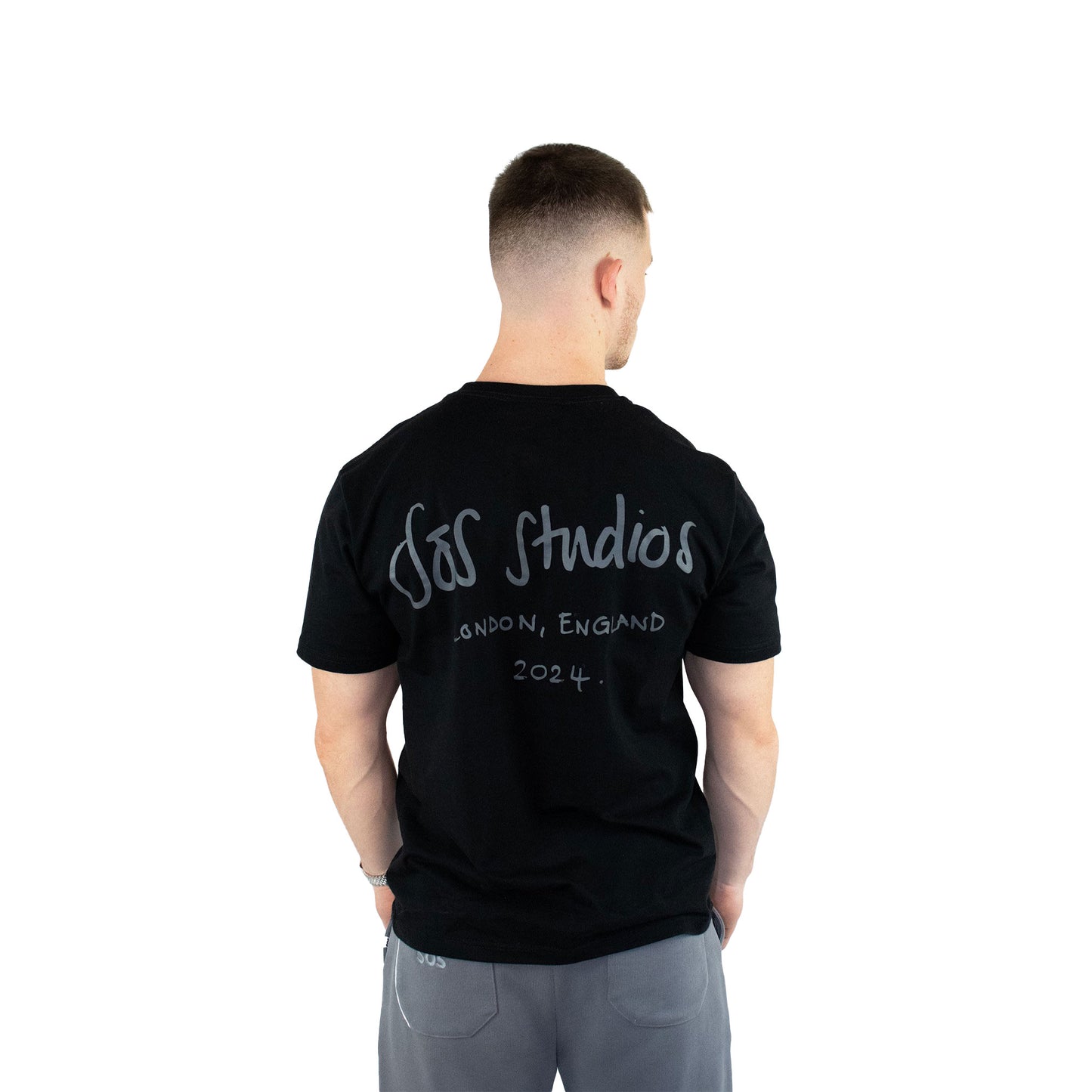 black oversized t-shirt – 240gsm cotton with grey graphic print