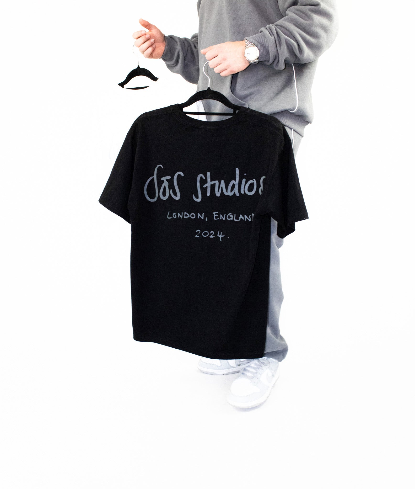 oversized streetwear graphic Tees